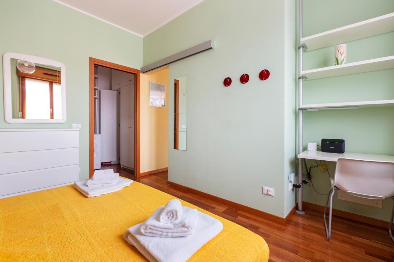 Savona District Terrace Flat Lejlighed Milano Eksteriør billede